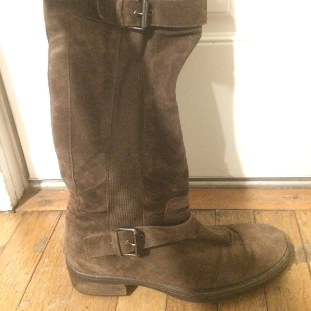 Aquatalia boots